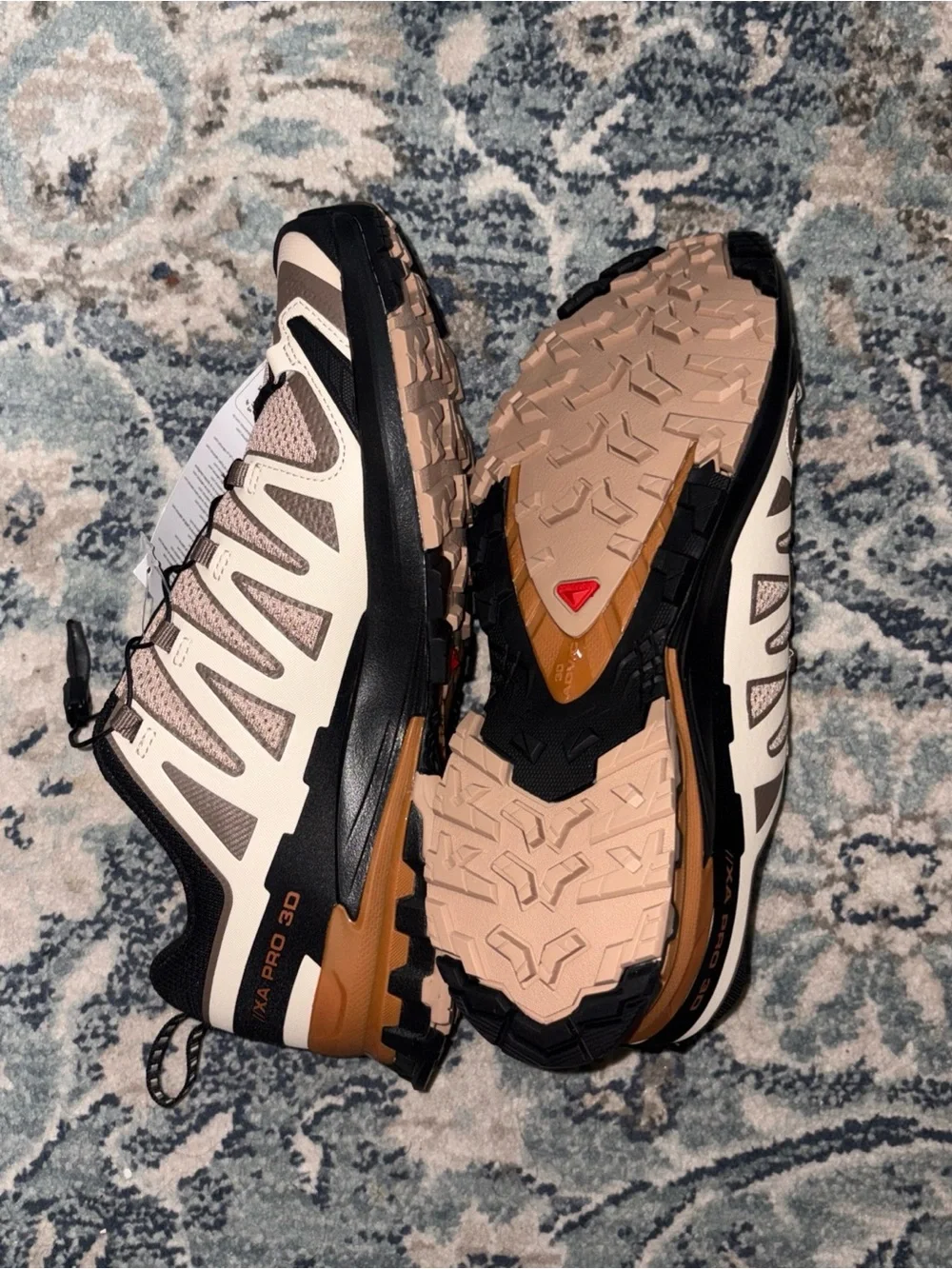 Salomon Men's Trail Running Shoes - Beige & Black Size 9.5